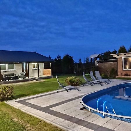 Domek Parterowy Apartamentowy Ostoja Реваль Экстерьер фото